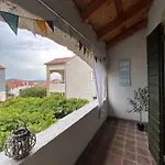Gaya * Szybenik